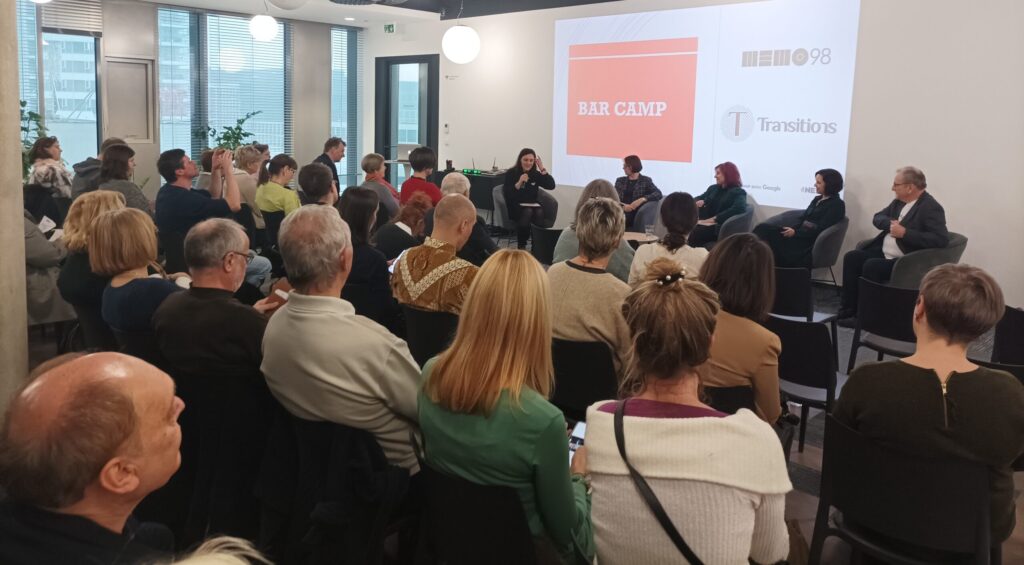 Konferencia BAR CAMP – Vzdelávanie starších dospelých – Úloha AI vo vzdelávaní a boji proti dezinformáciám